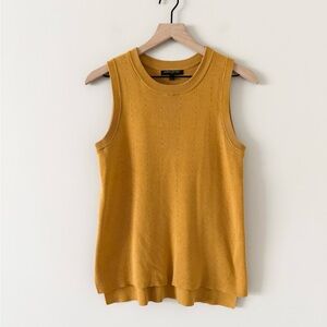 Bananas Republic Sweater Vest in Mustard Yellow Knit Size XS